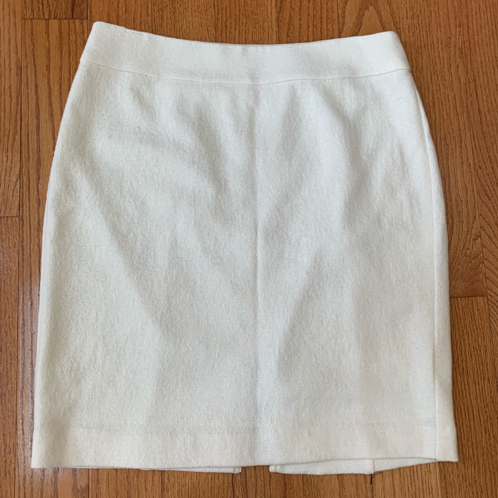 NWT Banana Republic WinterWhite Wool Pencil Skirt